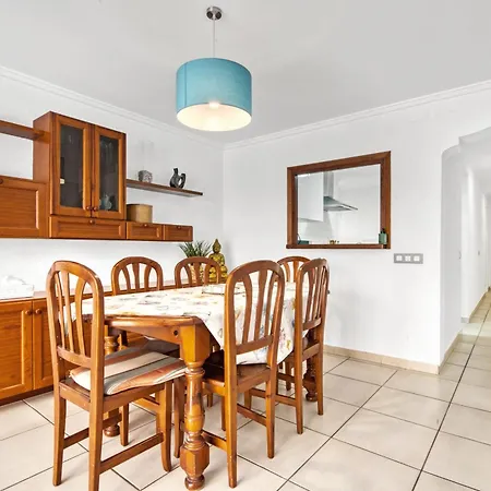 Luisa Apartamento *